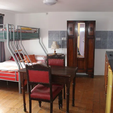 Artists House Pensionat 2*