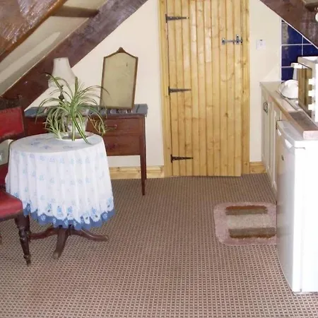 Artists House 2*